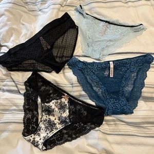 VS 4 pair Lot Panties